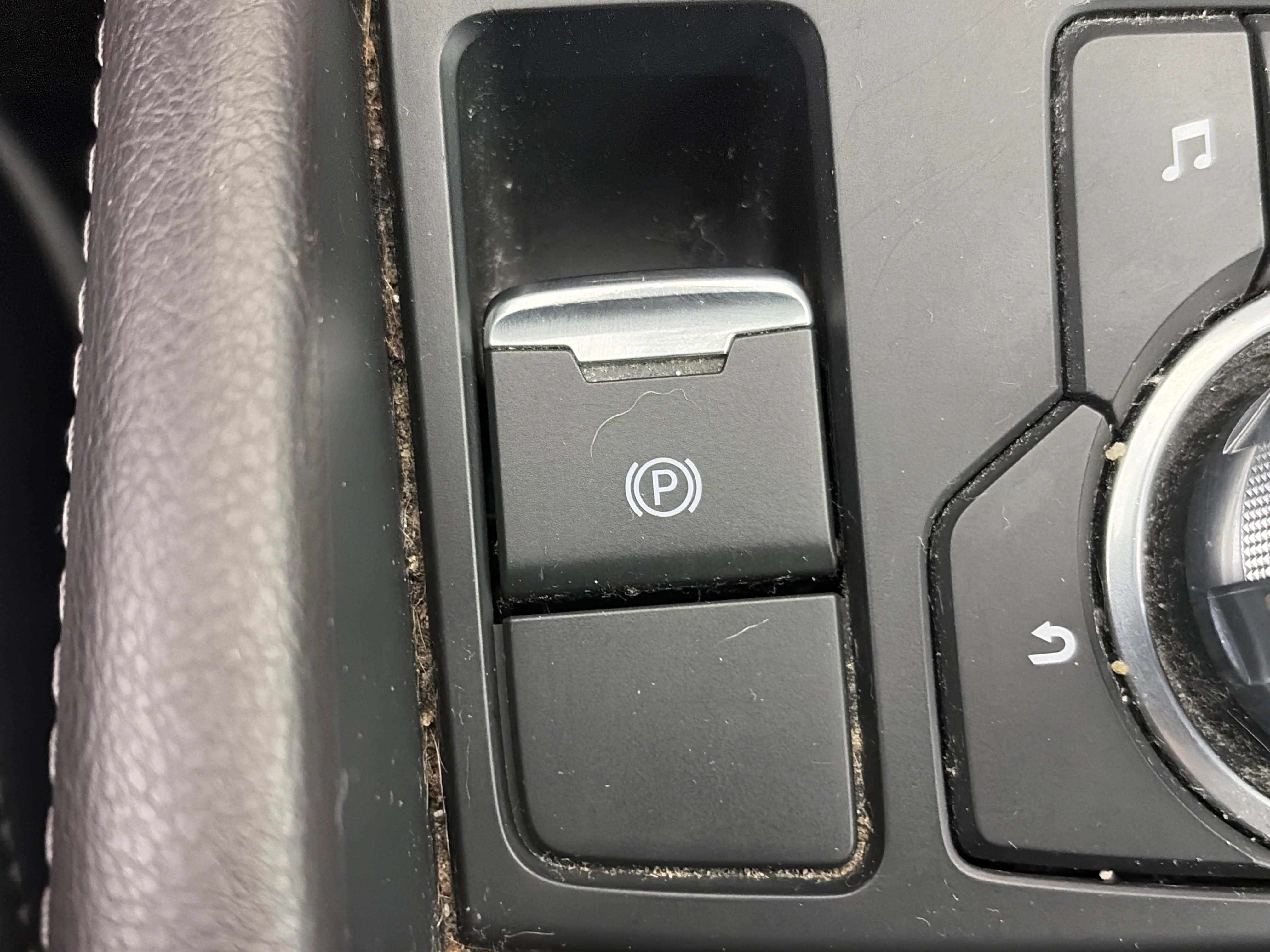 Used 2018 MAZDA MAZDA3 Touring FWD image 22