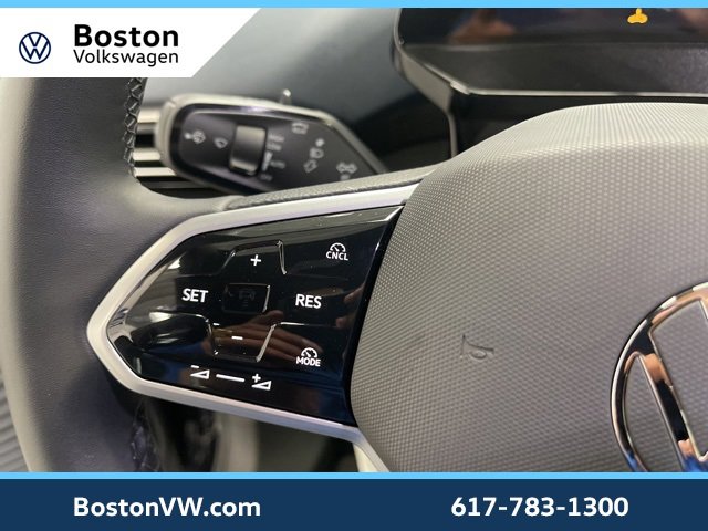 New 2025 Volkswagen ID.4 Pro S w/ ID.4 Black Package image 11