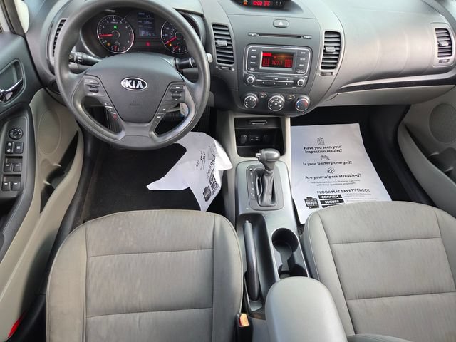 Used 2015 Kia Forte LX FWD image 8
