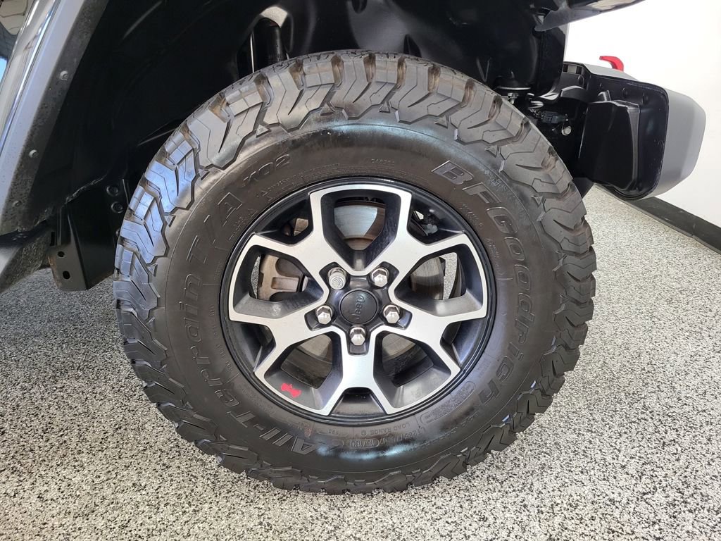 Used 2023 Jeep Wrangler Unlimited Rubicon image 25