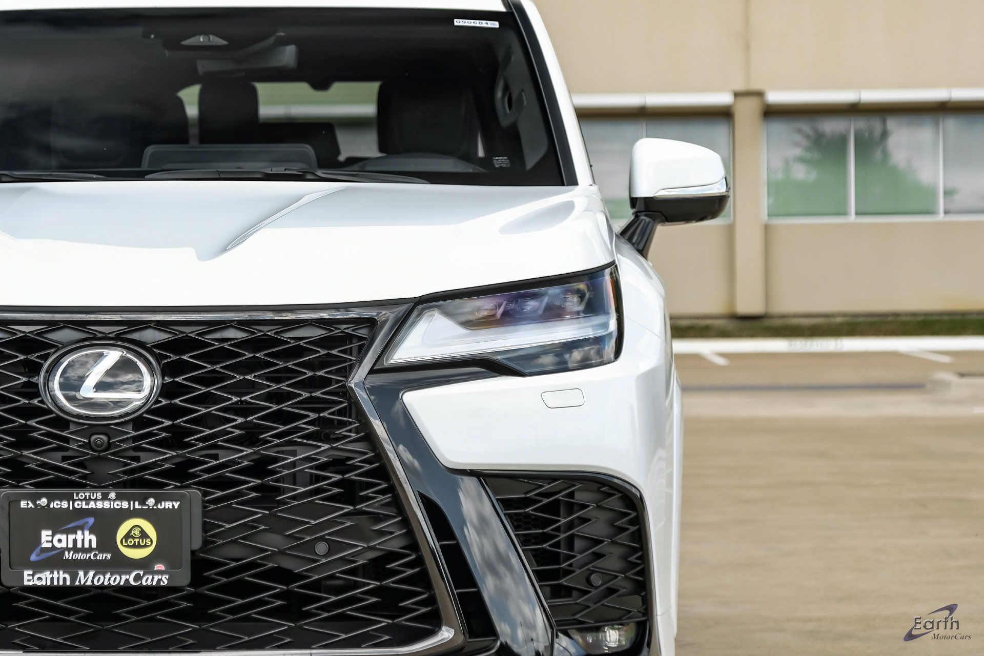 Used 2026 Lexus LX 600 F Sport w/ Accessory Package (Z1) AWD/4WD image 29