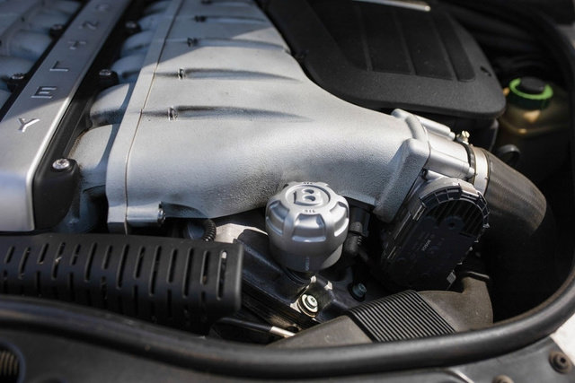 Used 2006 Bentley Flying Spur Flying Spur AWD/4WD image 16