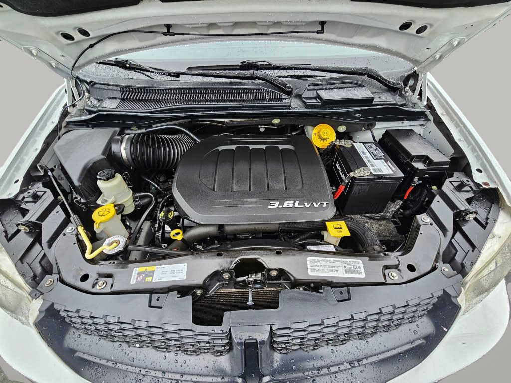 Used 2014 RAM C/V Tradesman FWD image 30