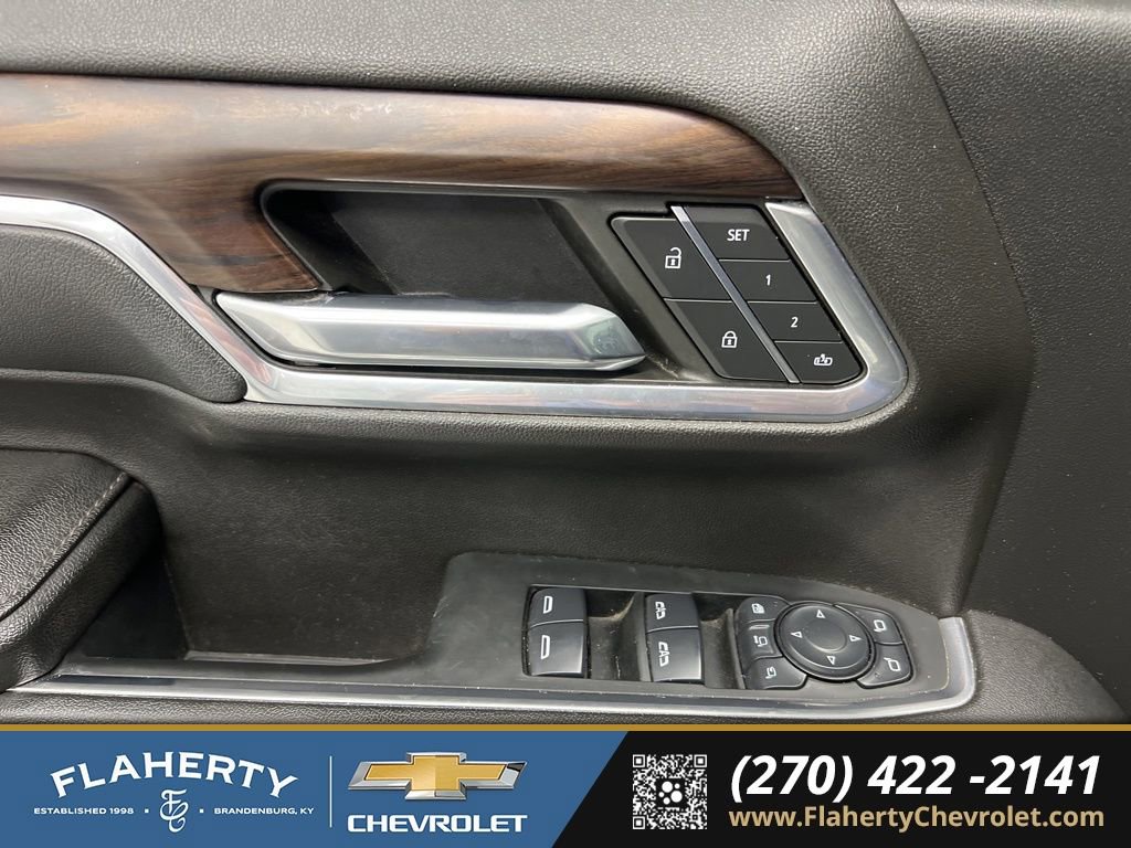 Used 2024 GMC Sierra 2500 SLT w/ SLT Premium Package image 23