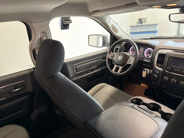 Used 2022 RAM 1500 Classic SLT w/ Protection Group AWD/4WD image 18