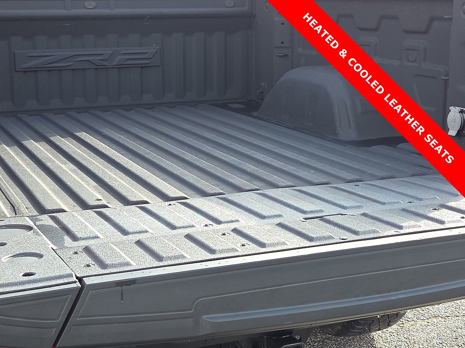 Used 2023 Chevrolet Silverado 1500 ZR2 w/ ZR2 Bison Edition image 9