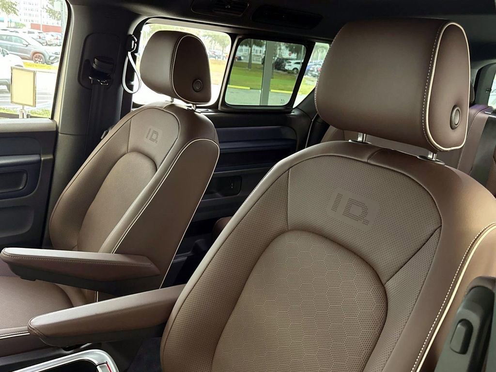 New 2025 Volkswagen ID. Buzz Pro S image 11