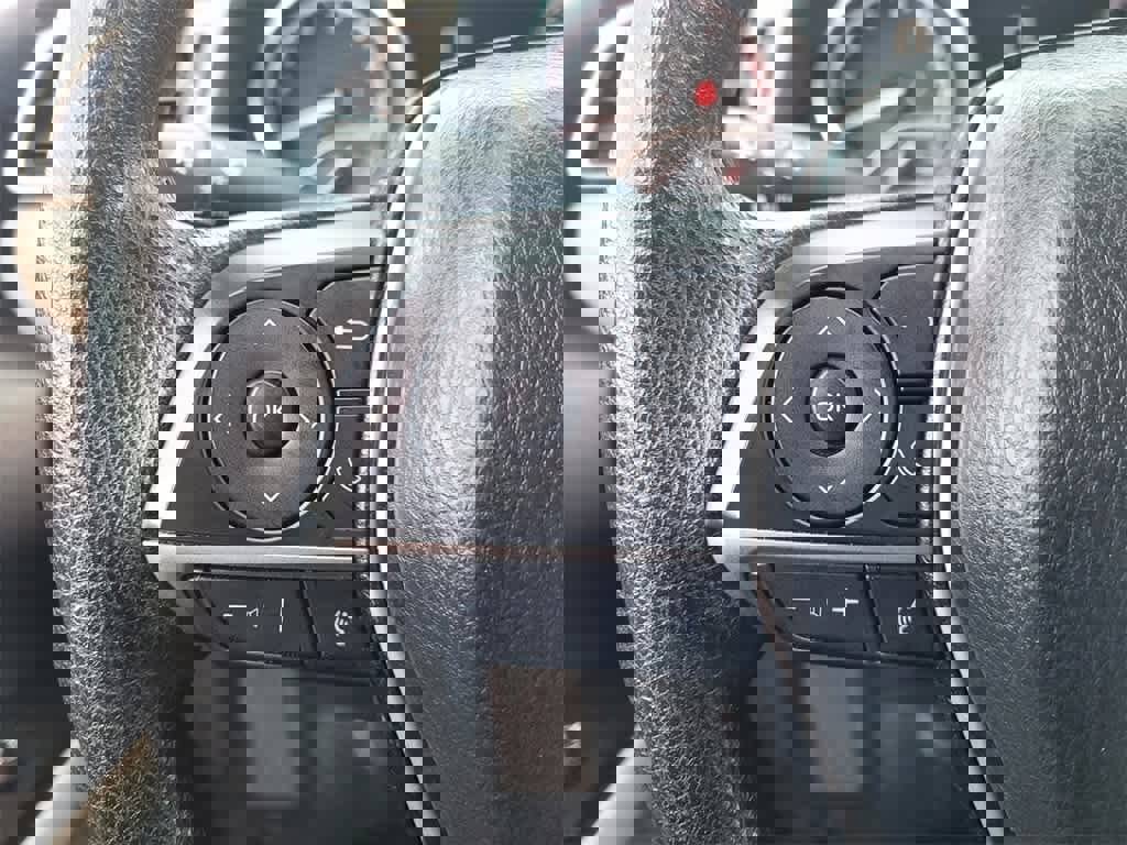 Used 2023 Toyota Camry LE image 21