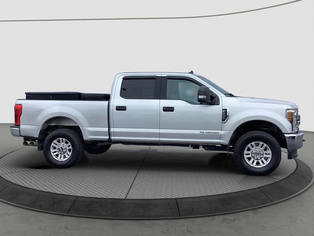 Used 2019 Ford F250 XLT w/ Snow Plow Prep Package image 8