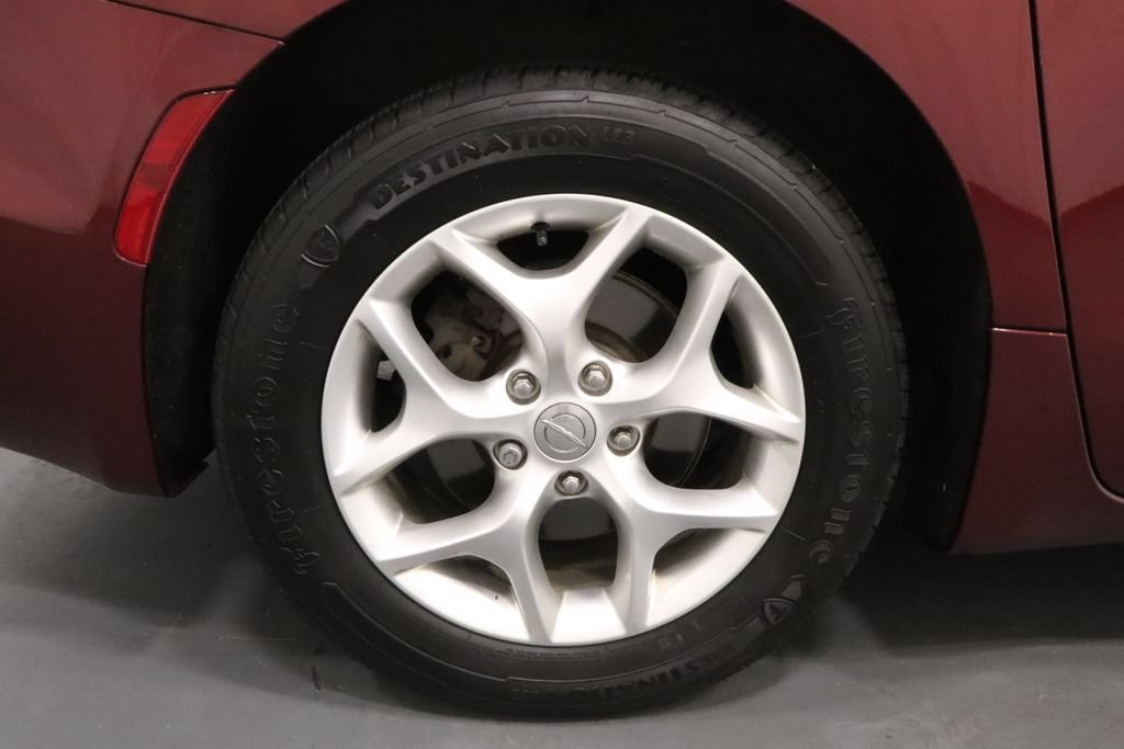 Used 2020 Chrysler Pacifica Limited w/ 8-pass Seating Package FWD image 27
