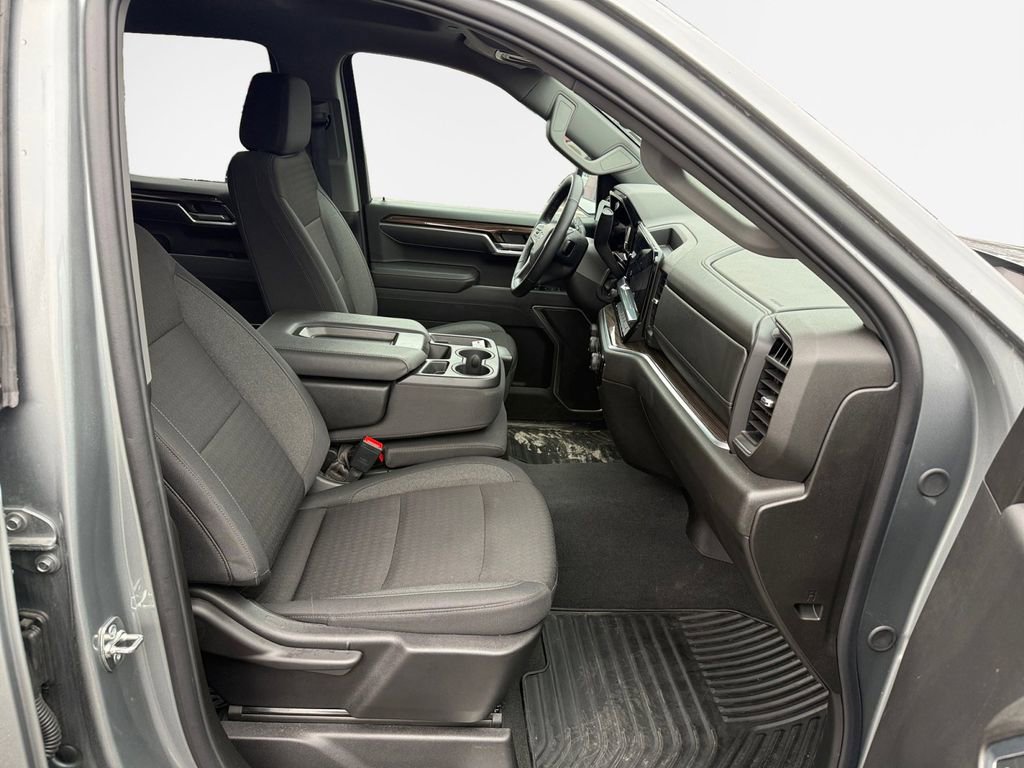 Used 2026 Chevrolet Silverado 1500 RST image 25