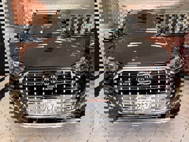 Used 2021 Audi Q5 Premium Plus w/ Premium Plus Package image 3