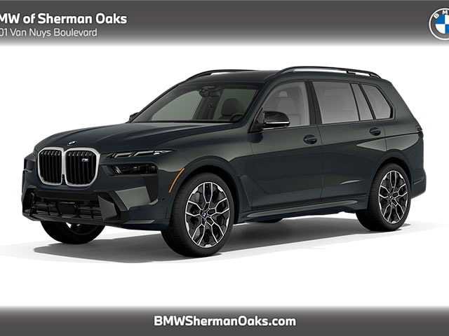 Used 2025 BMW X7 M60i image 1