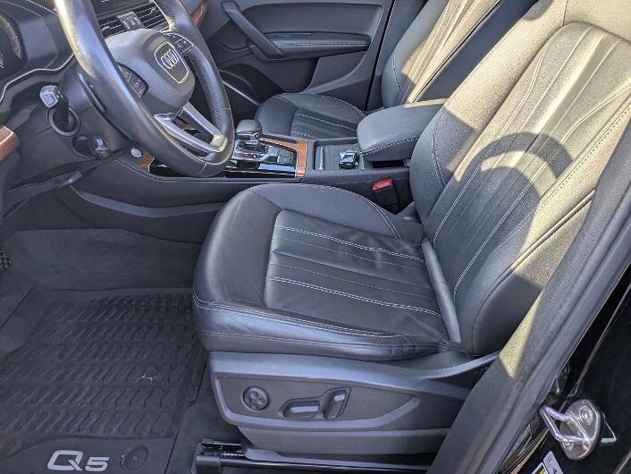 Used 2021 Audi Q5 2.0T Premium Plus w/ Premium Plus Package AWD/4WD image 10