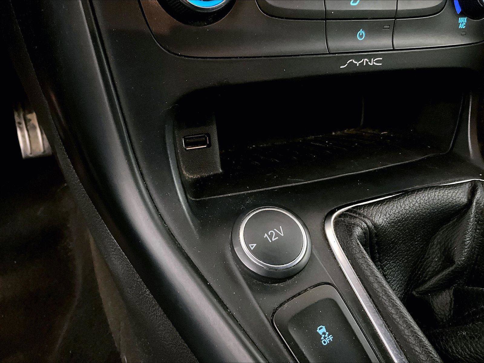 Used 2017 Ford Focus ST image 31