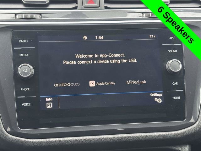 Used 2020 Volkswagen Tiguan SE image 14