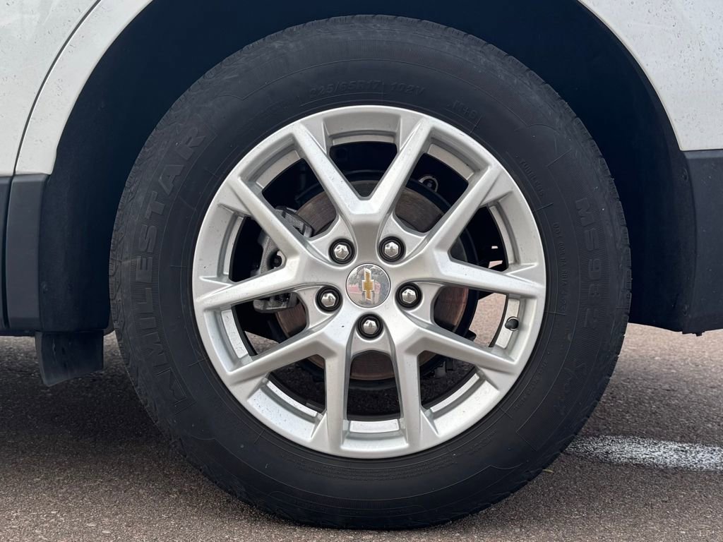 Used 2024 Chevrolet Equinox LT image 11