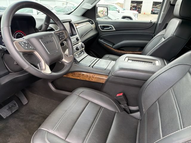 Used 2015 GMC Yukon XL Denali w/ Premium Package AWD/4WD image 27