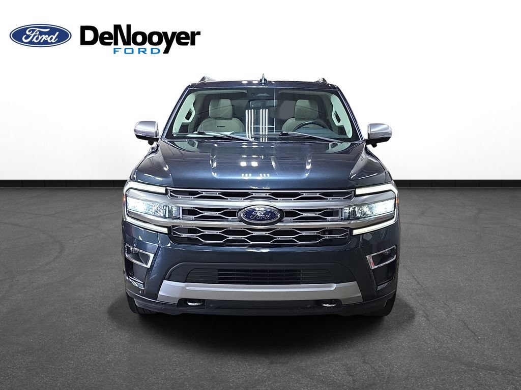 Used 2022 Ford Expedition Platinum AWD/4WD image 3