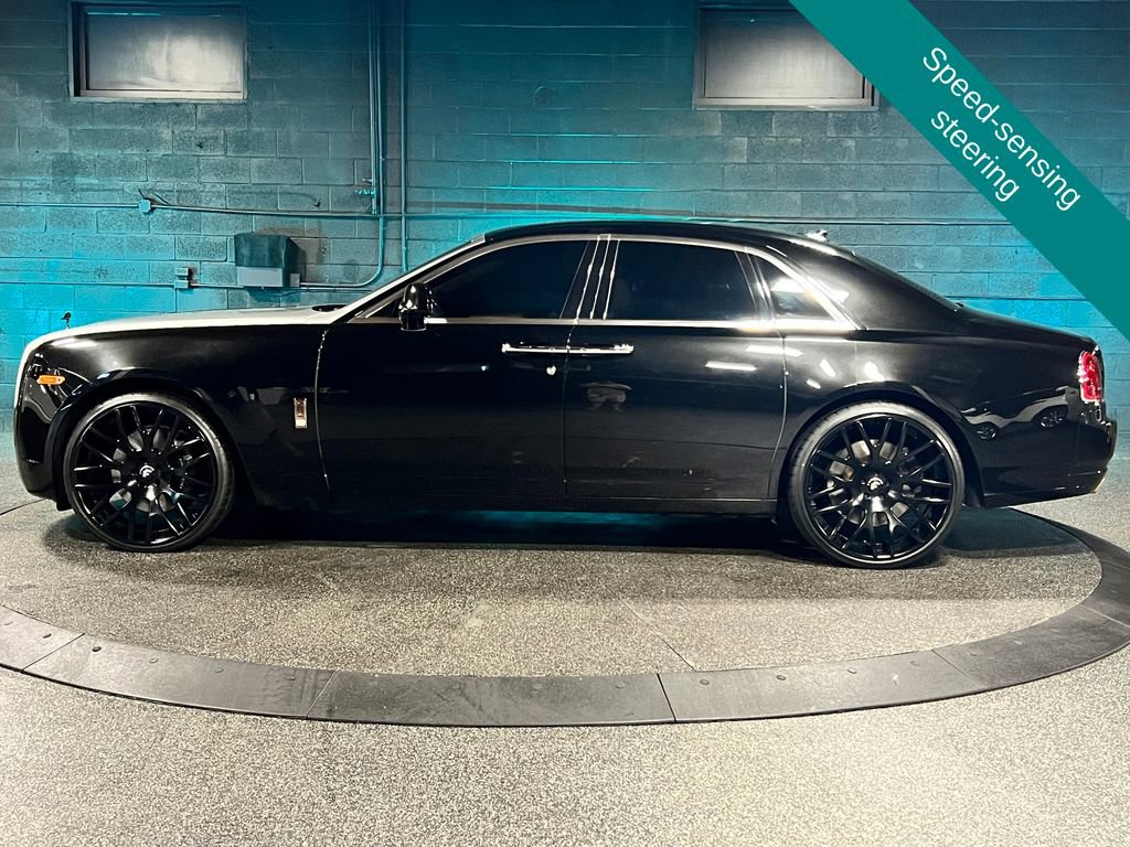 Used 2013 Rolls-Royce Ghost RWD image 11