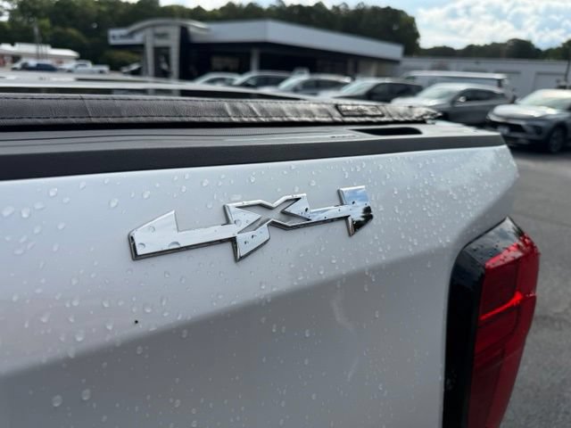Used 2020 GMC Sierra 1500 SLT w/ SLT Premium Plus Package AWD/4WD image 9