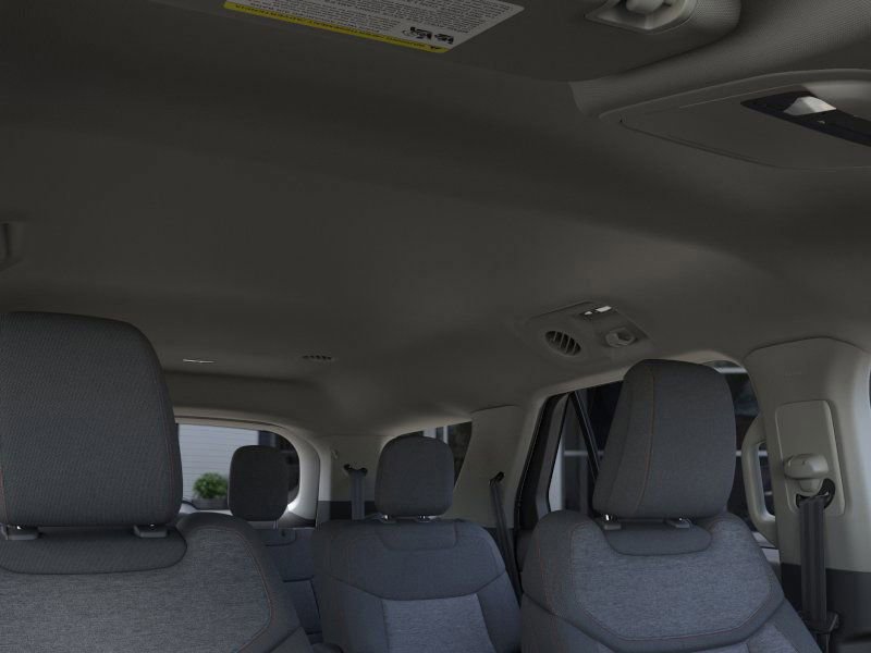 New 2025 Ford Explorer Active image 23