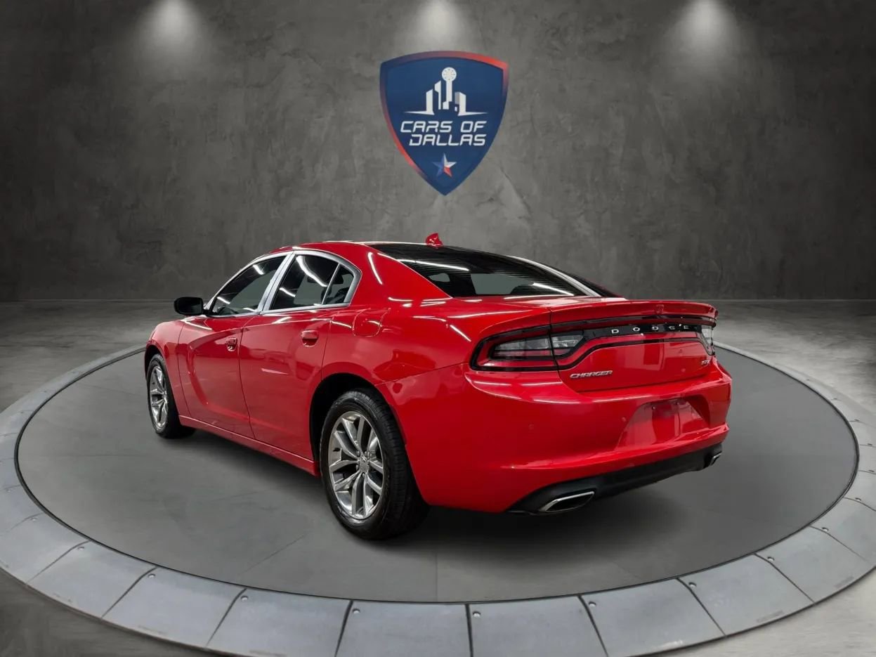 Used 2016 Dodge Charger SXT w/ Plus Group RWD image 3