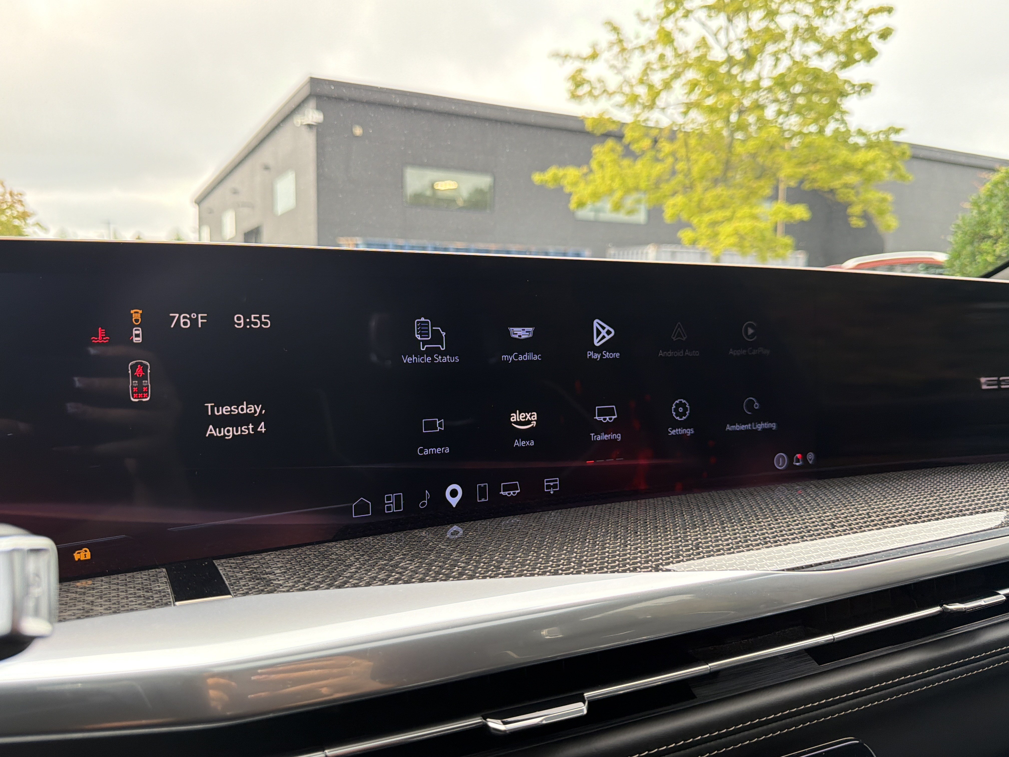 Used 2025 Cadillac Escalade V AWD/4WD image 21