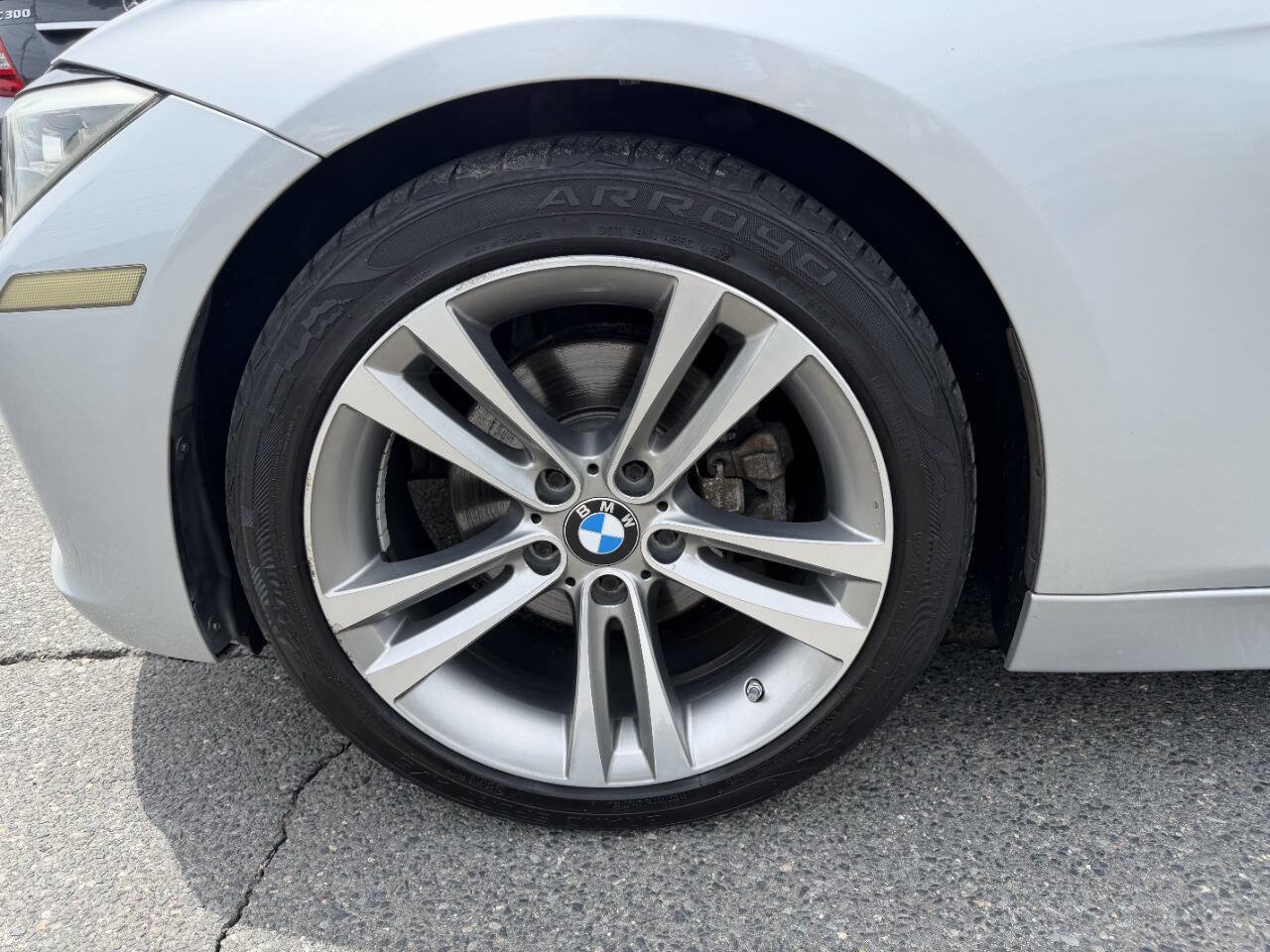 Used 2015 BMW 328i Sedan RWD image 10