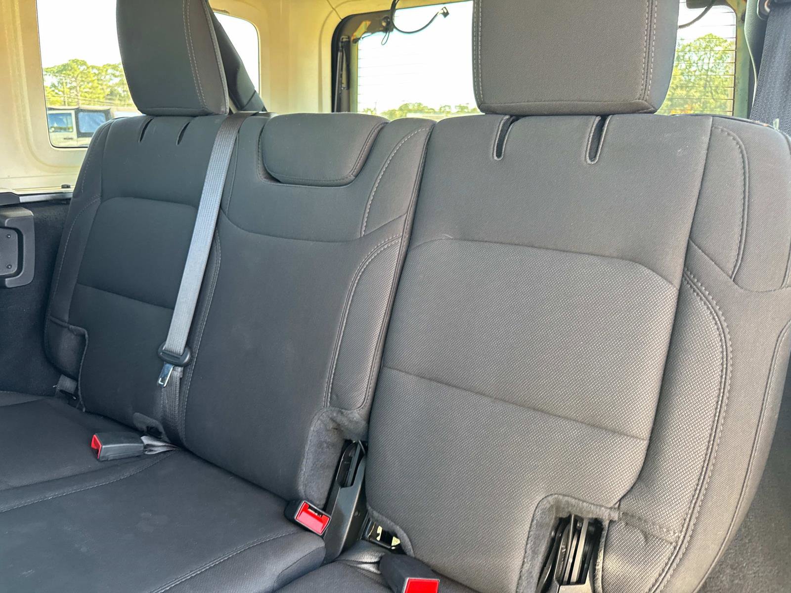 Used 2020 Jeep Wrangler Willys image 13