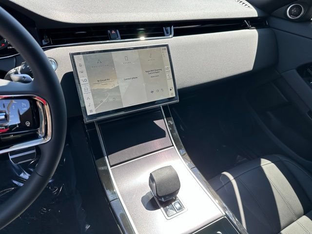 New 2026 Land Rover Range Rover Evoque Dynamic SE AWD/4WD image 8