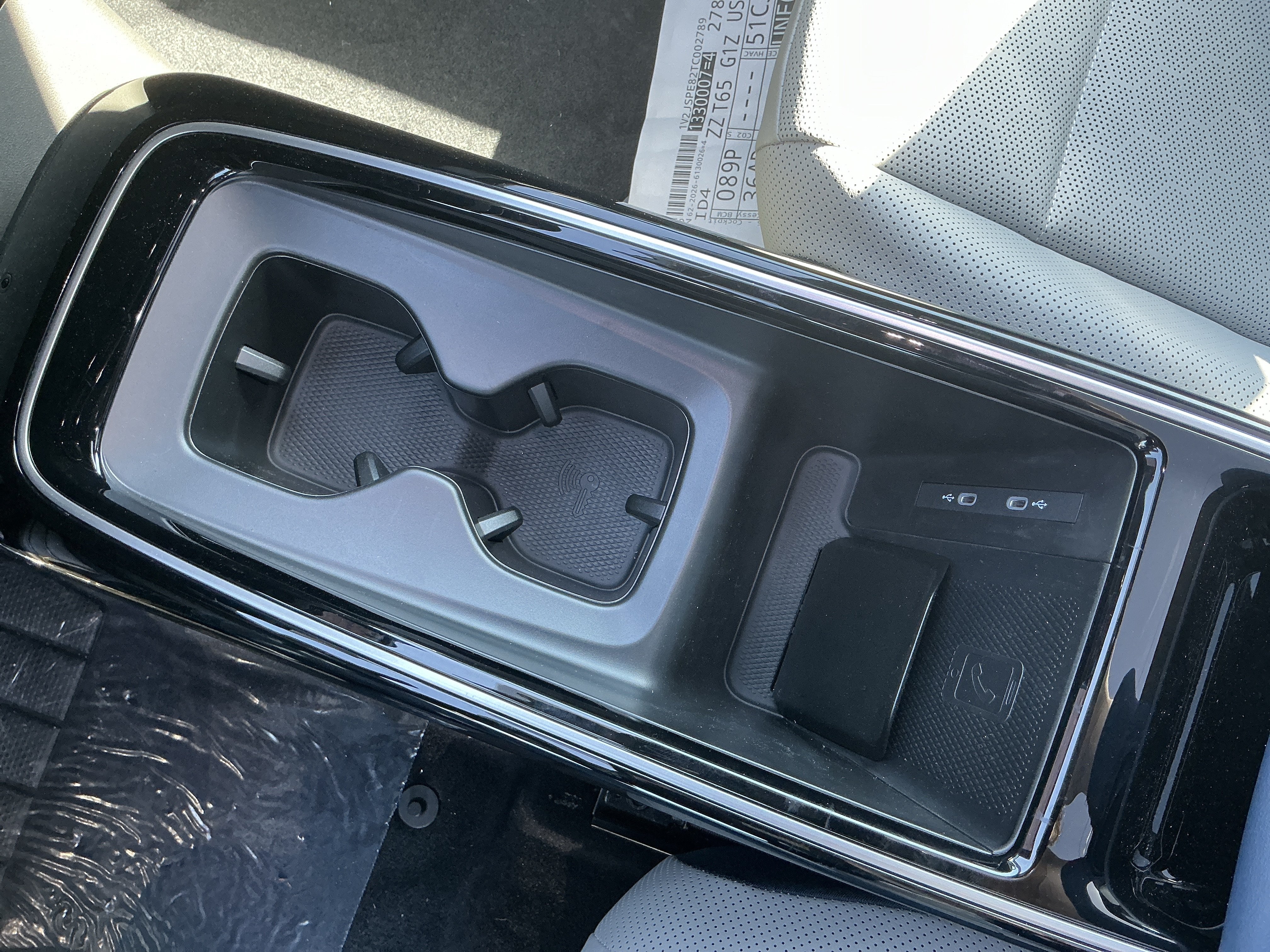 New 2026 Volkswagen ID.4 Pro S Plus AWD/4WD image 19