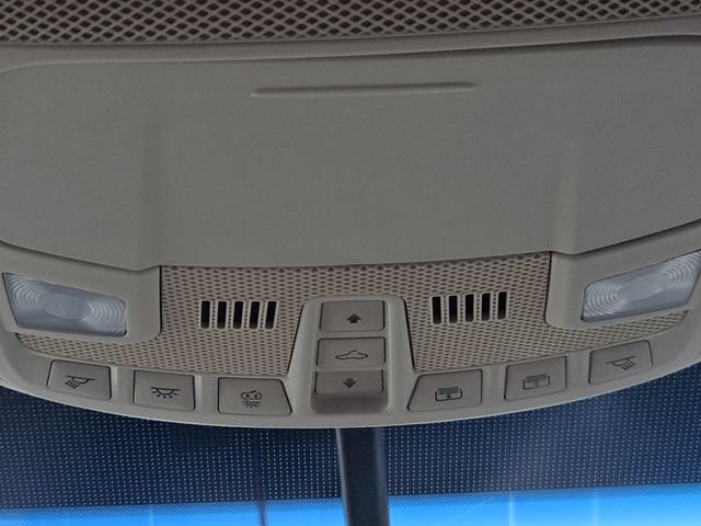 Used 2016 Ford Edge SEL w/ Equipment Group 201A AWD/4WD image 25