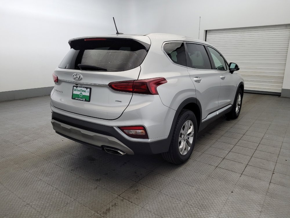 Used 2019 Hyundai Santa Fe SE image 9