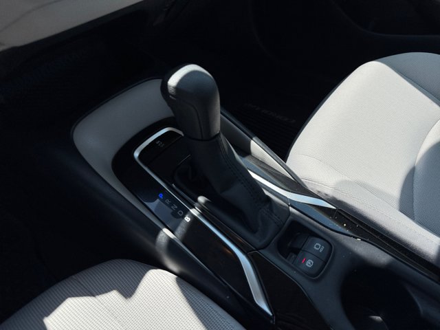 Used 2020 Toyota Corolla LE w/ LE Premium Package FWD image 30