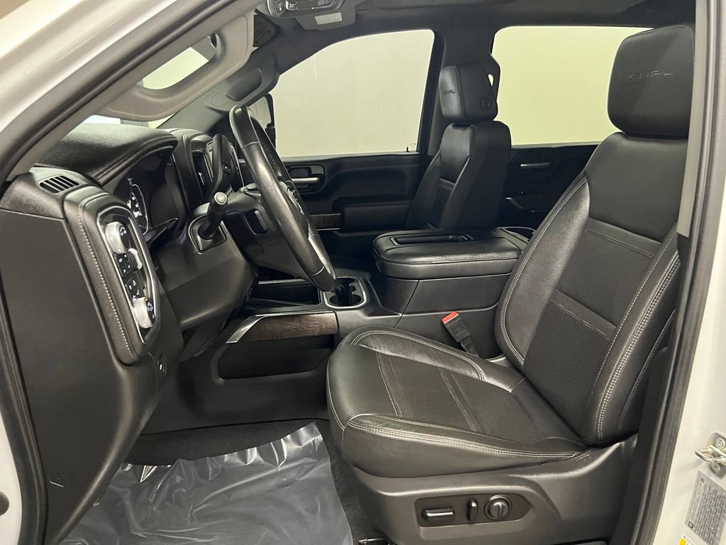 Used 2020 GMC Sierra 2500 Denali w/ Denali Ultimate Package AWD/4WD image 31