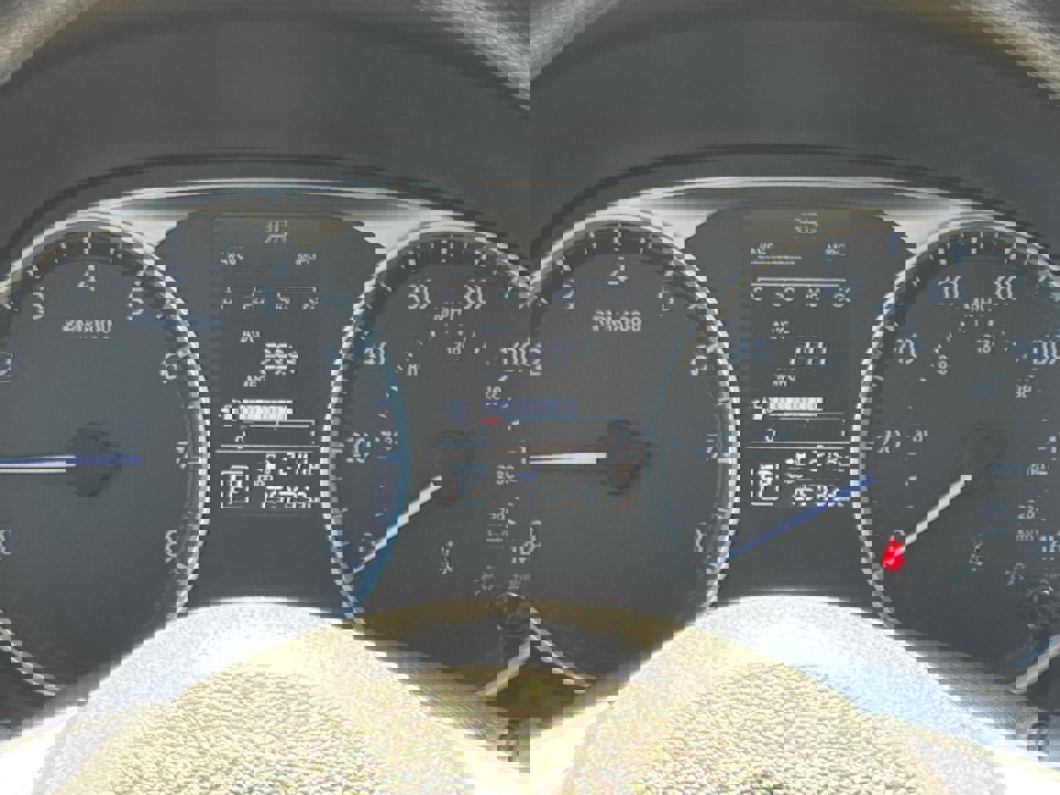 Used 2023 Nissan Kicks S image 14