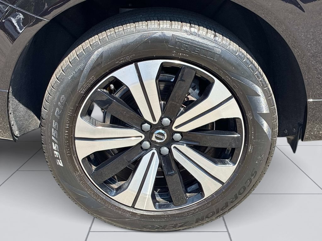 Used 2023 Volvo XC60 T8 Plus AWD/4WD image 11