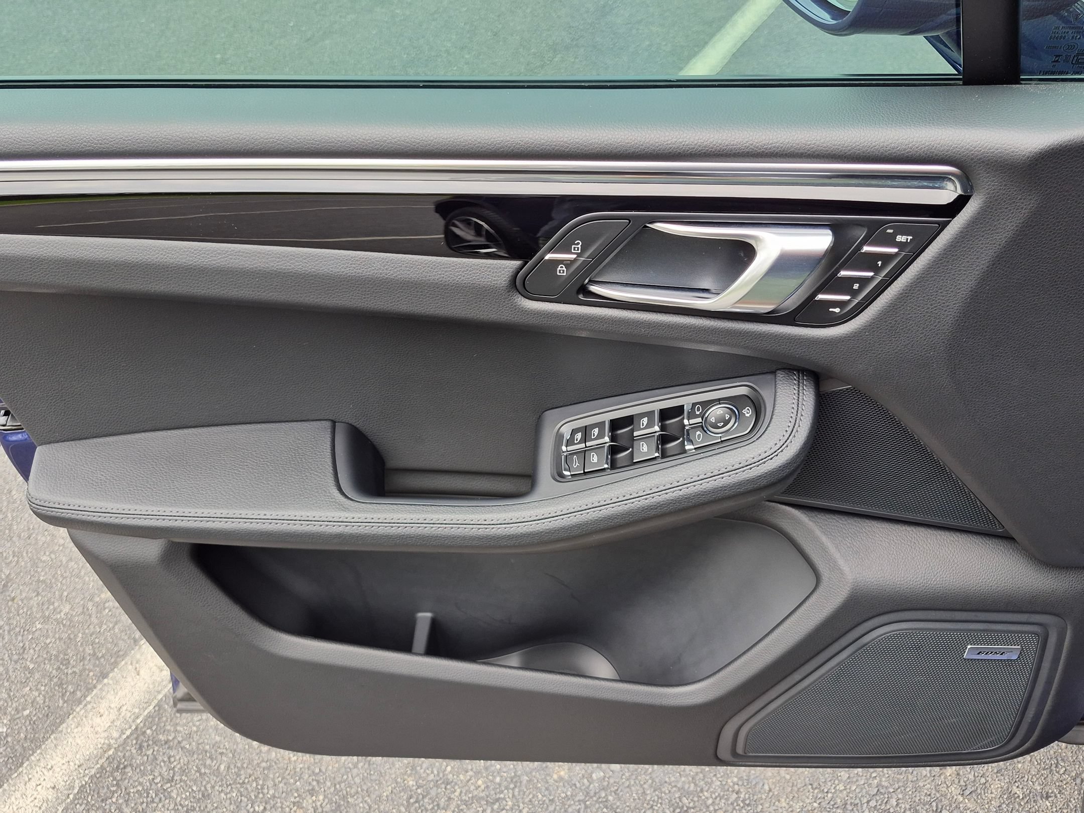 Certified 2026 Porsche Macan AWD/4WD image 22