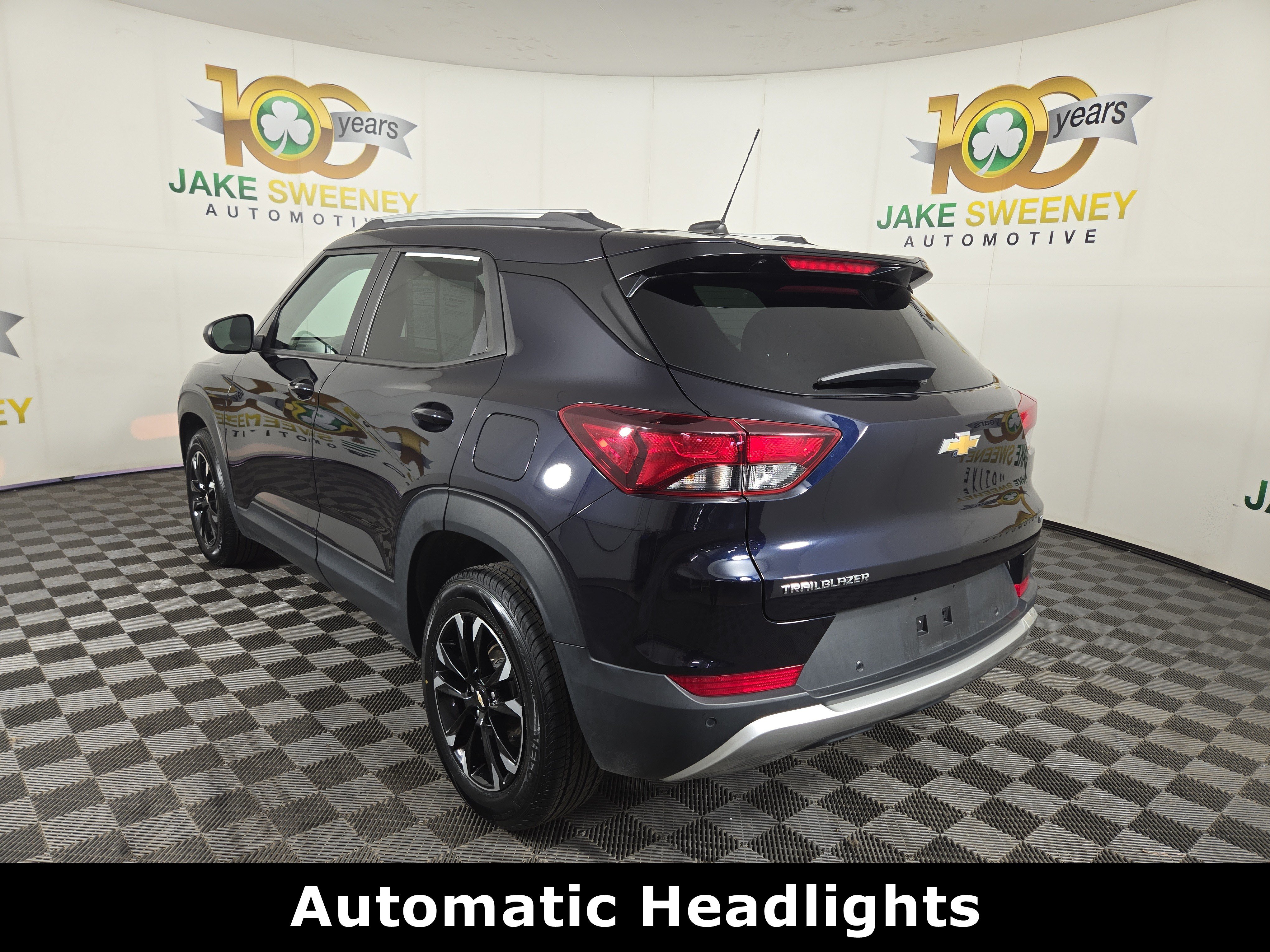 Used 2021 Chevrolet TrailBlazer LT w/ Convenience Package FWD image 6