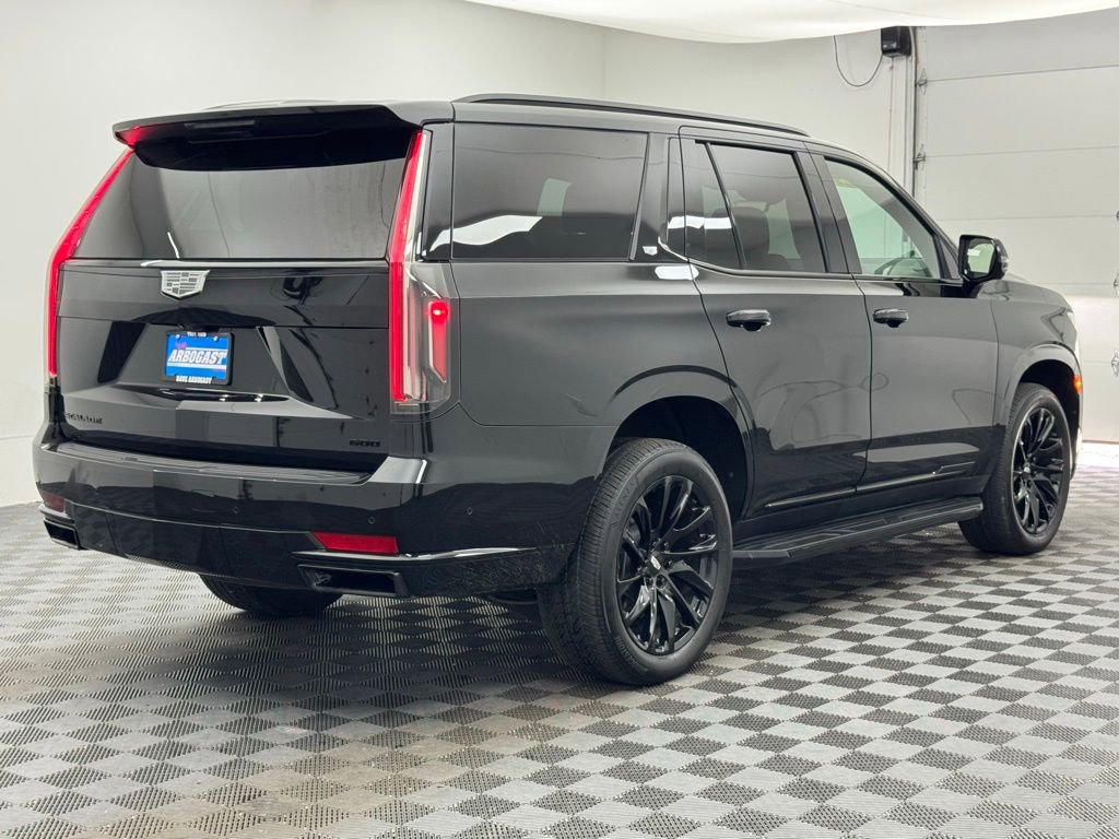 Used 2023 Cadillac Escalade Sport w/ LPO, ONYX Package AWD/4WD image 10