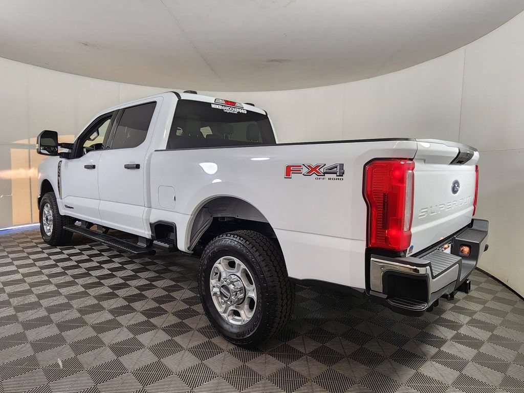 New 2026 Ford F350 XLT w/ FX4 Off-Road Package AWD/4WD image 5