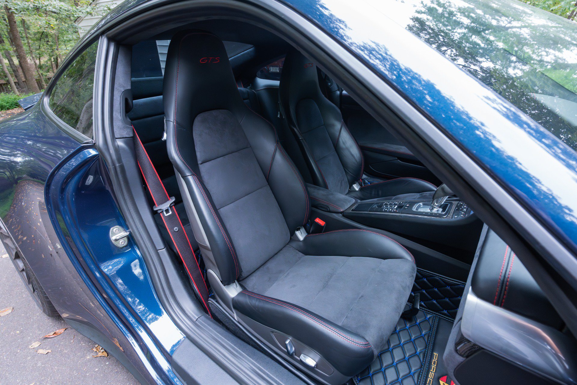 Used 2016 Porsche 911 Carrera GTS RWD image 24