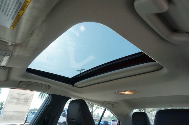 Used 2021 Toyota Corolla XLE image 7