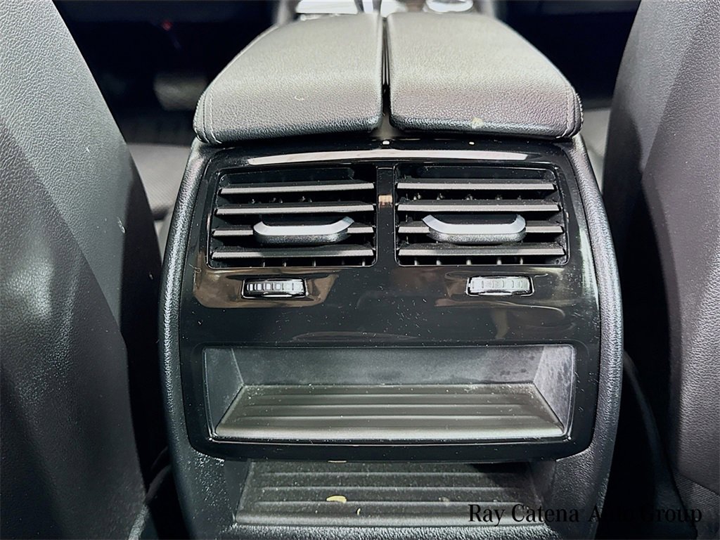 Certified 2022 BMW 530i xDrive w/ Premium Package image 27