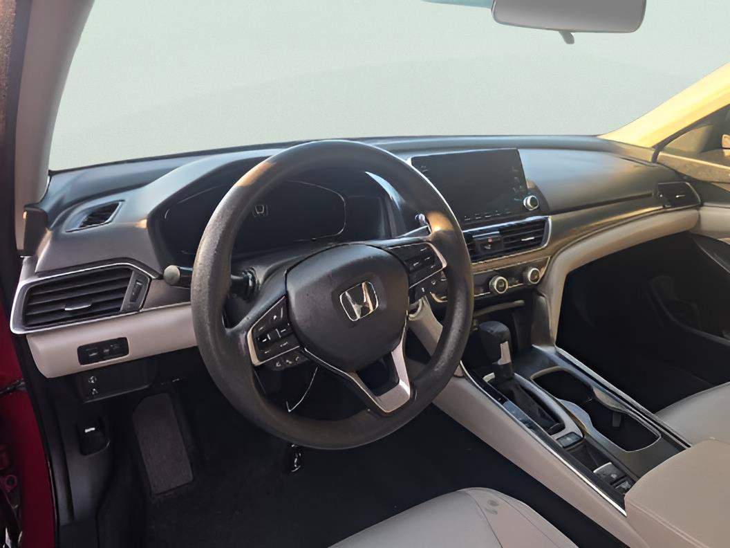 Used 2018 Honda Accord LX image 7