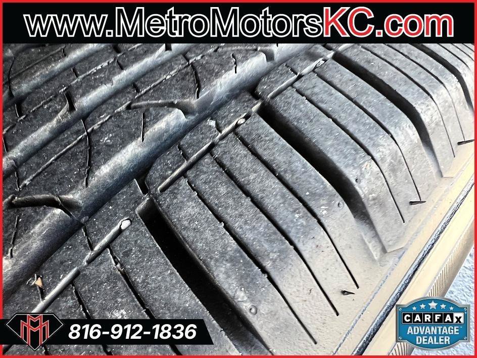 Used 2013 Chevrolet Traverse LT AWD/4WD image 14