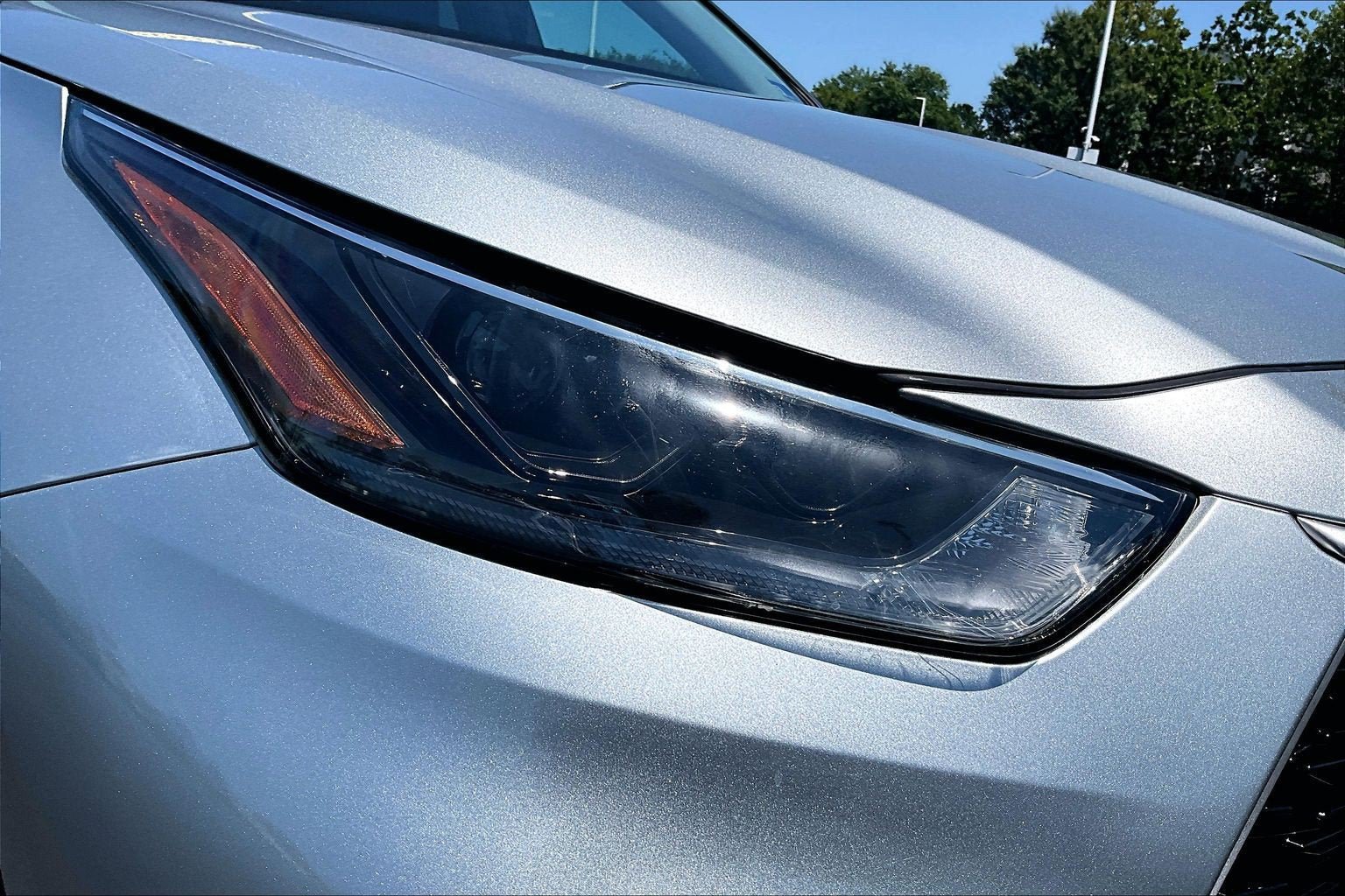 Used 2021 Toyota Highlander L AWD/4WD image 26