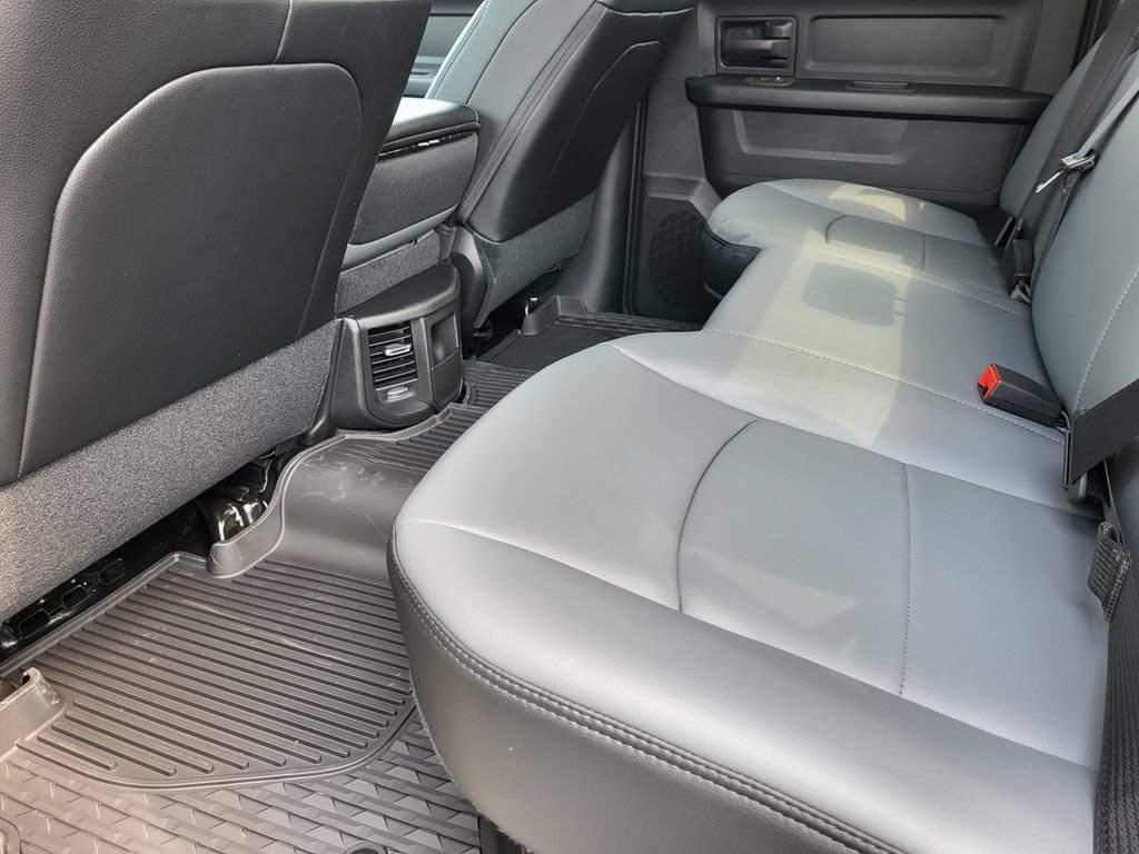 New 2026 RAM 2500 Tradesman w/ Bed Convenience Group AWD/4WD image 31