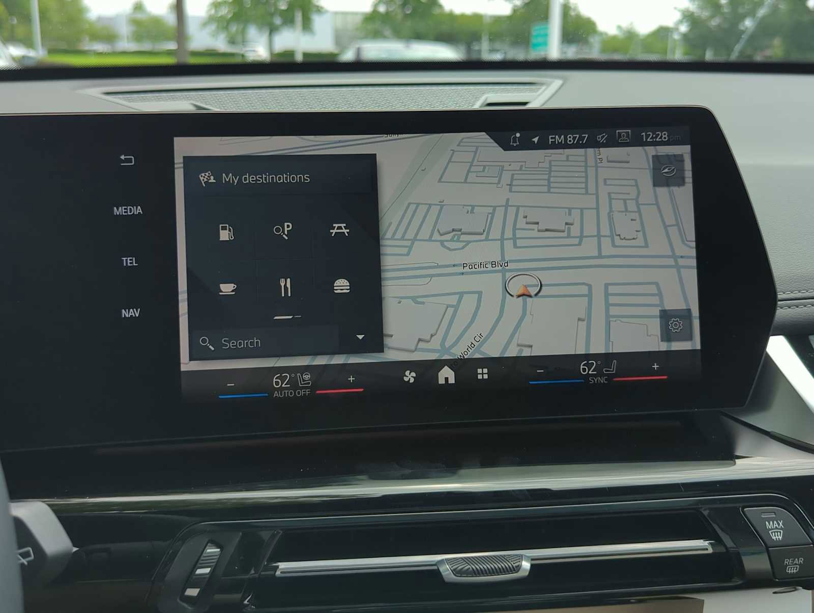 Used 2025 BMW X1 xDrive28i w/ Convenience Package image 29